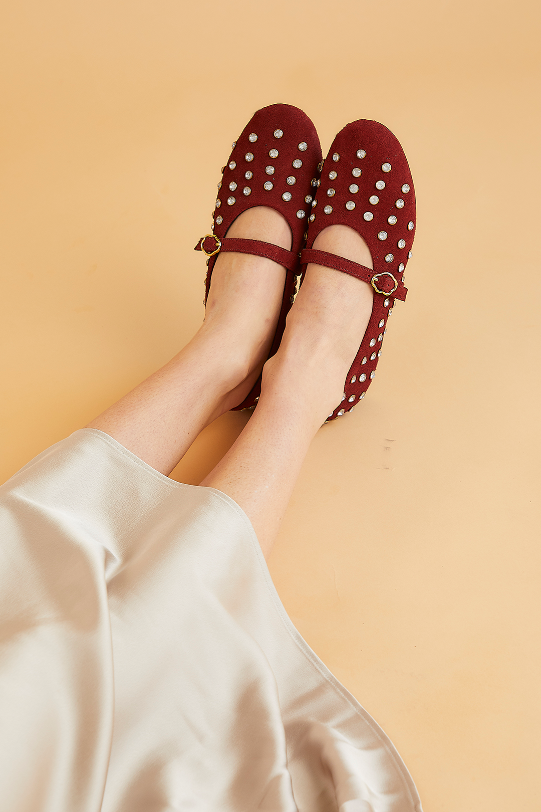 VERA RED VELVET **PRE ORDER**