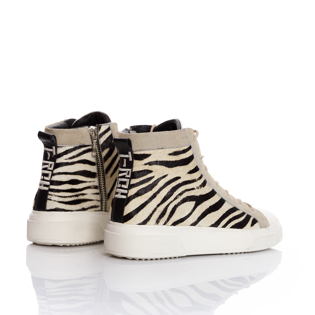 ZURI ZEBRA