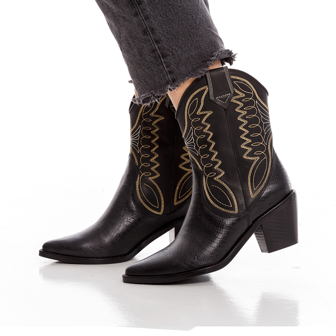 NEBRASKA BORDADA NEGRO