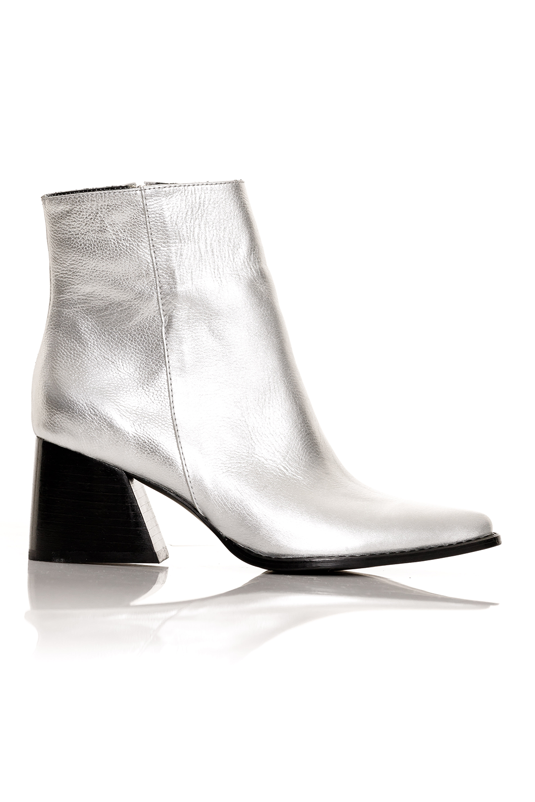ZOE SILVER**ÚLTIMOS TALLA 39**