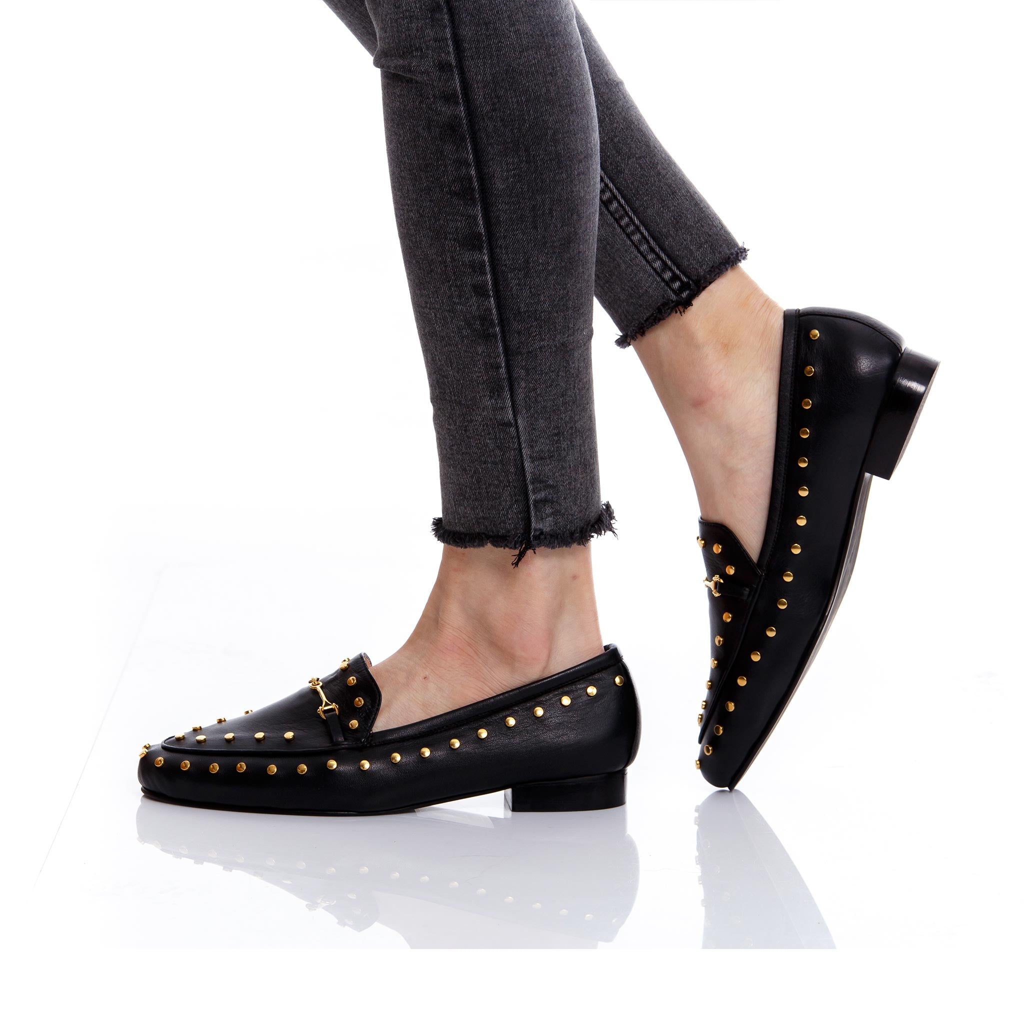 LARA TACHES NEGRO **ÚLTIMAS TALLA 35,36 Y 38**